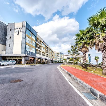 Pearly Hotel Чеджу Екстериор снимка