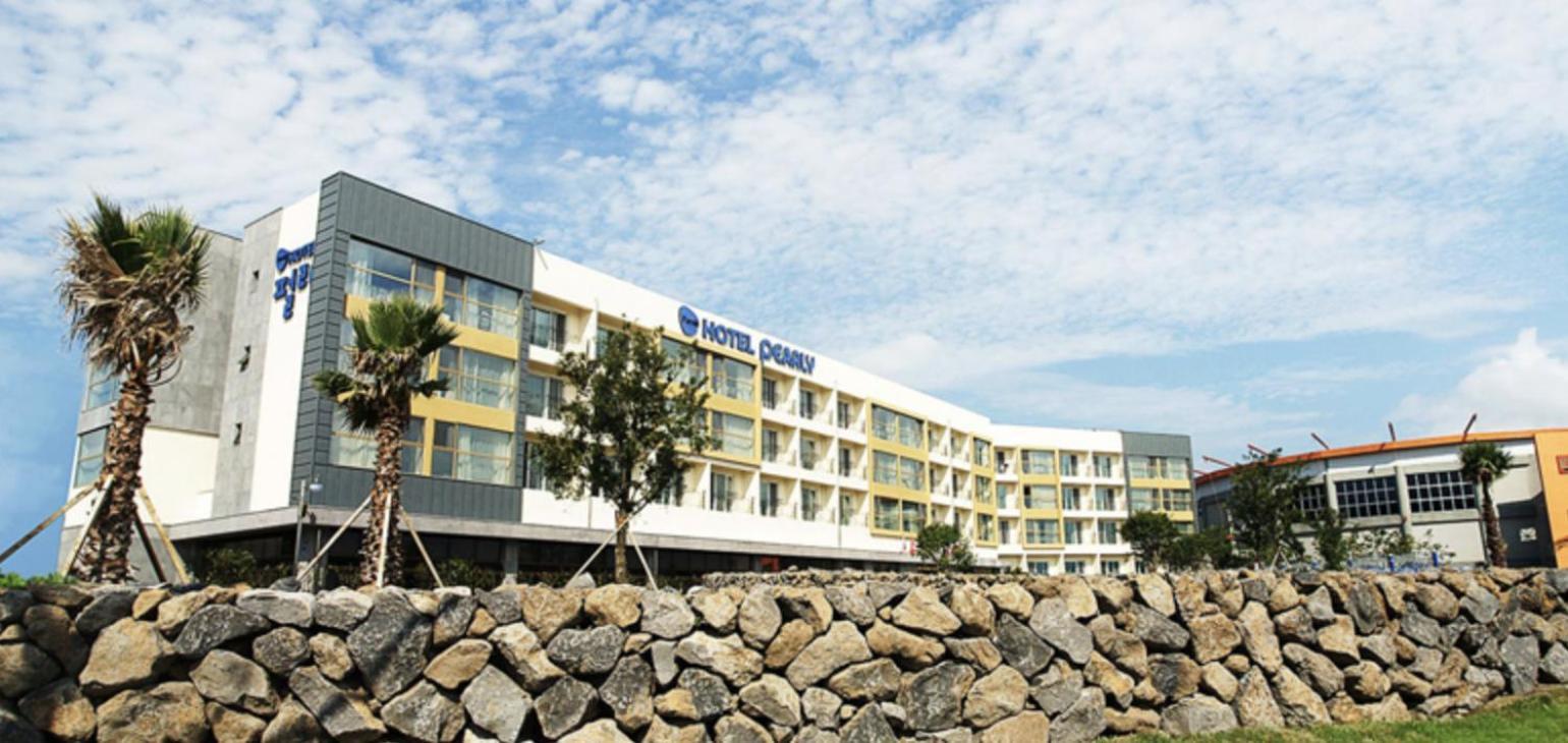 Pearly Hotel Чеджу Екстериор снимка