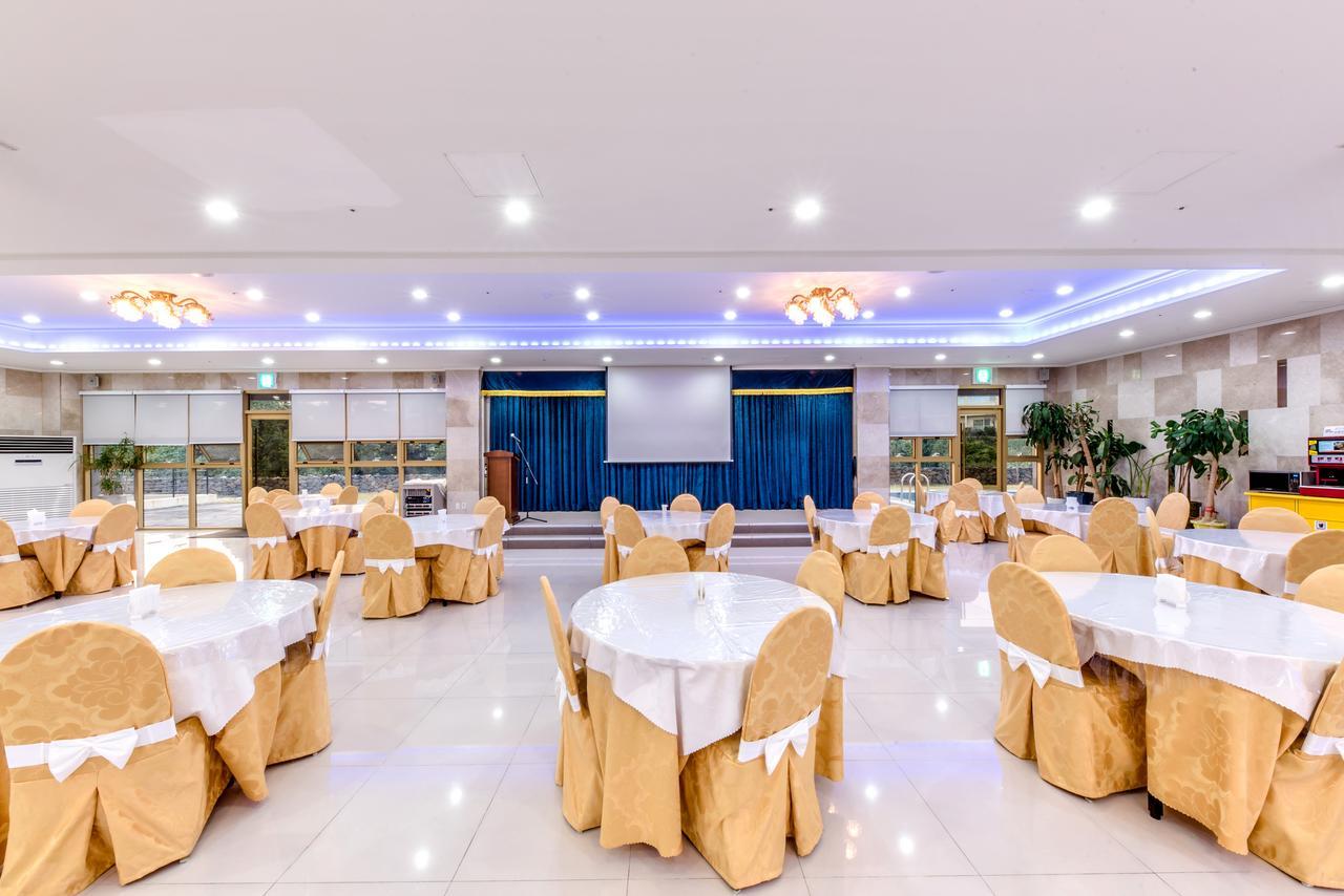 Pearly Hotel Чеджу Екстериор снимка