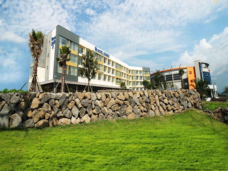 Pearly Hotel Чеджу Екстериор снимка